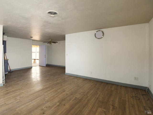 15190 Highlands Hbr, Clearlake, CA 95422 - unfurnished room with wood finished floors and a ceiling fan