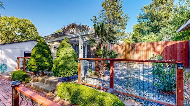 418 W Cotati Ave, Cotati, CA 94931 - view of yard with a pergola