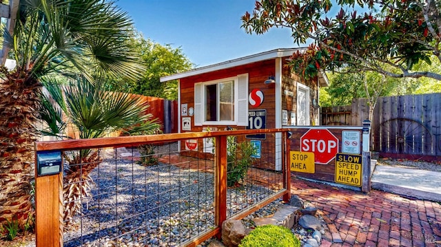 418 W Cotati Ave, Cotati, CA 94931 - exterior space featuring a gate