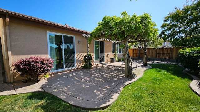27 Via La Morra, American Canyon, CA 94503 - view of yard with a patio