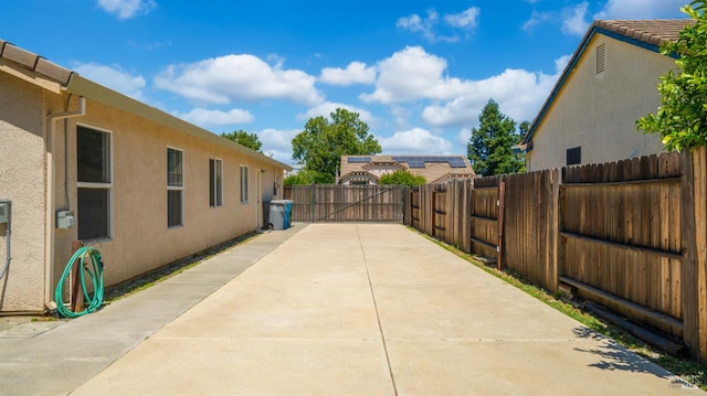 705 Wiegand Way, Dixon, CA 95620 - view of patio with a gate