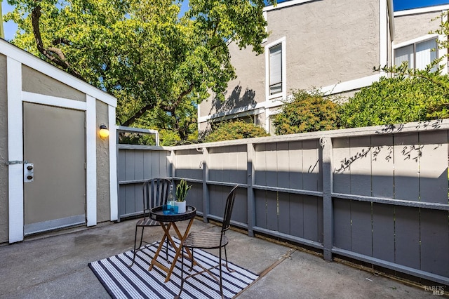 900 Southampton Rd Unit 123, Benicia, CA 94510 - view of patio / terrace