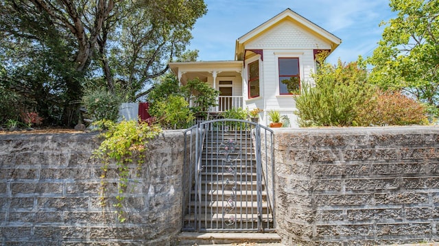 623 Keller St, Petaluma, CA 94952 - victorian home featuring a fenced front yard and a porch