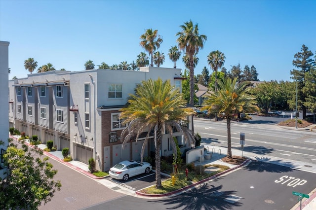 40708 Fremont Blvd, Fremont, CA 94538 - view of property featuring uncovered parking