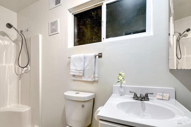 76 Oak Springs Dr, San Anselmo, CA 94960 - full bath featuring a shower and vanity