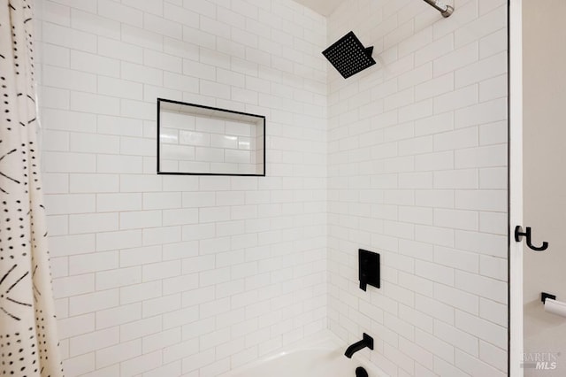 5648 Ver Ni Rd, Sebastopol, CA 95472 - full bath with shower / bath combination with curtain