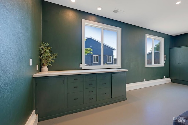 5648 Ver Ni Rd, Sebastopol, CA 95472 - empty room with recessed lighting and concrete floors