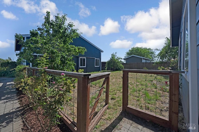 5648 Ver Ni Rd, Sebastopol, CA 95472 - view of yard