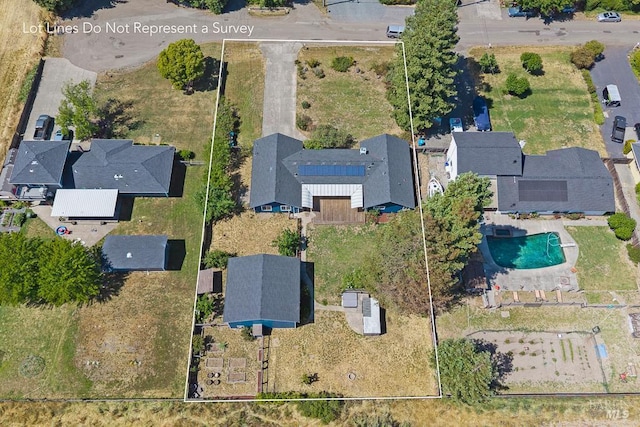 5648 Ver Ni Rd, Sebastopol, CA 95472 - aerial view of residential area featuring a pool and property boundaries highlighted