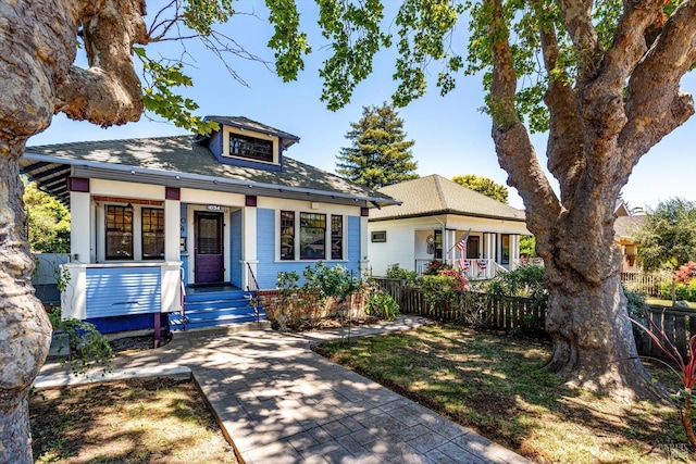 1034 Capitol St, Vallejo, CA 94590 - bungalow featuring covered porch