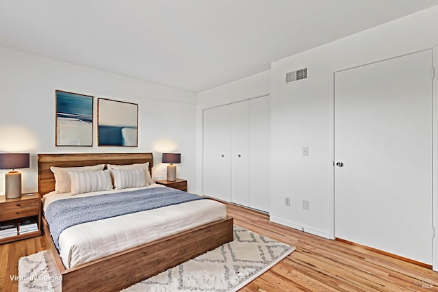 437 Ely Blvd S, Petaluma, CA 94954 - bedroom featuring light wood-type flooring and a closet