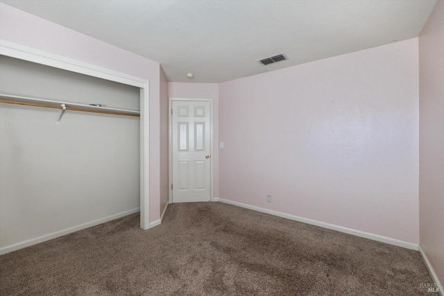 831 Bluewater Dr, Vacaville, CA 95688 - unfurnished bedroom featuring carpet and a closet