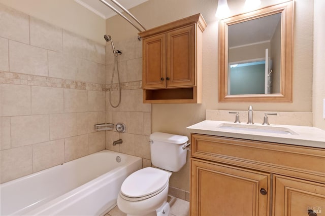 171 Nautical Ct, Vallejo, CA 94574 - bathroom featuring vanity, bathtub / shower combination, and crown molding