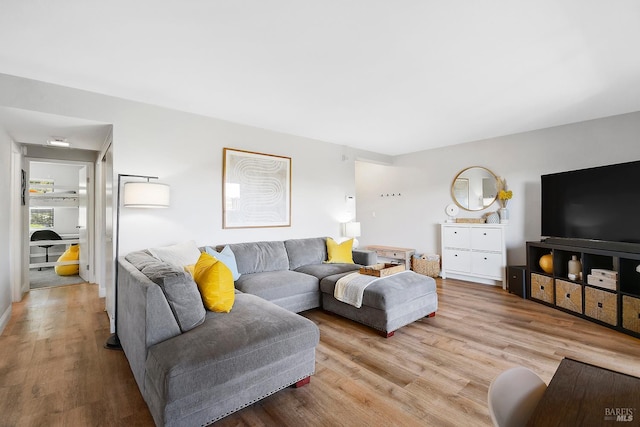 900 Cambridge Dr Unit 77, Benicia, CA 94510 - living room with light wood-type flooring