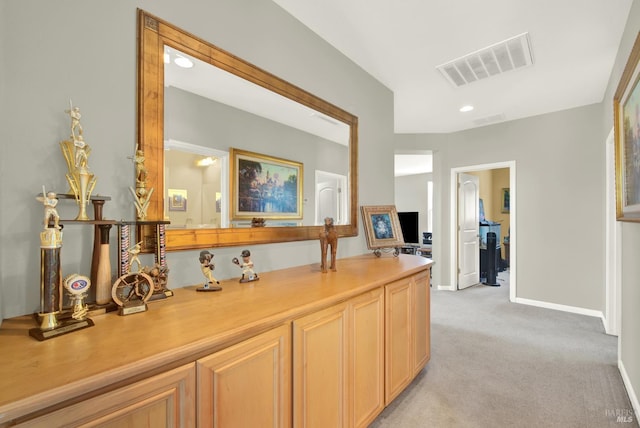 644 Canterbury Cir, Vacaville, CA 95687 - office space with light colored carpet and baseboards