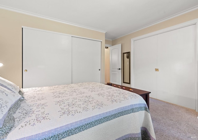 7771 Healdsburg Ave Unit 22, Sebastopol, CA 95472 - carpeted bedroom with two closets and ornamental molding