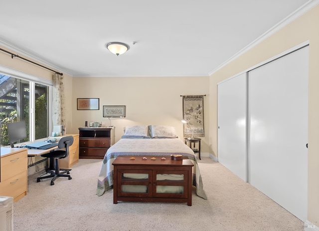 7771 Healdsburg Ave Unit 22, Sebastopol, CA 95472 - bedroom with light colored carpet, ornamental molding, an office area, and a closet
