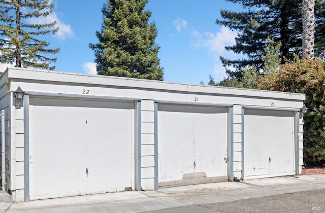 7771 Healdsburg Ave Unit 22, Sebastopol, CA 95472 - view of garage