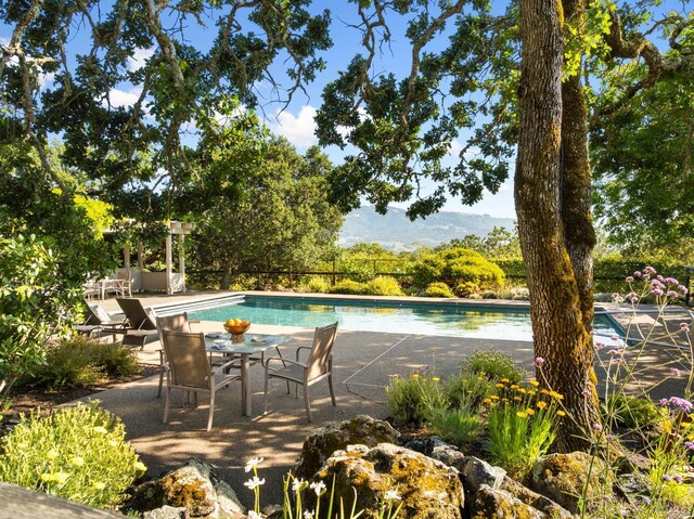 9730 Via Bella Vis, Kenwood, CA 95452