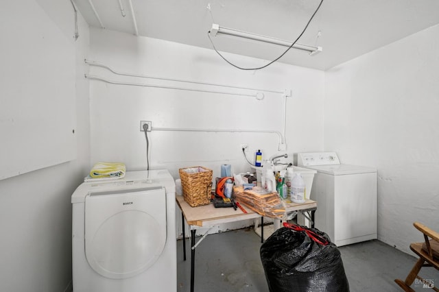 15 Montecito Dr, Corte Madera, CA 94925 - washroom featuring separate washer and dryer