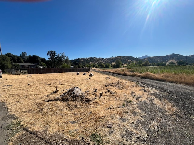 2821 10th St, Clearlake, CA 95422