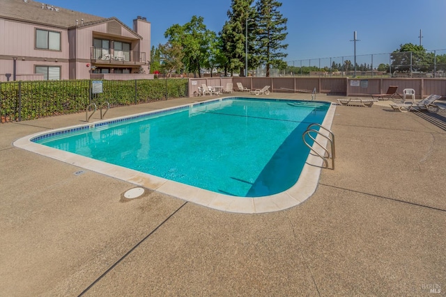 1801 Marshall Rd Unit 808, Vacaville, CA 95687 - community pool featuring a patio