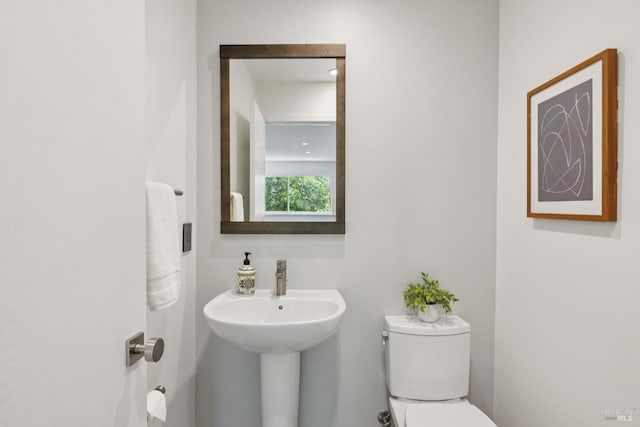 14 Corte Real Ct, Greenbrae, CA 94904 - half bathroom with toilet