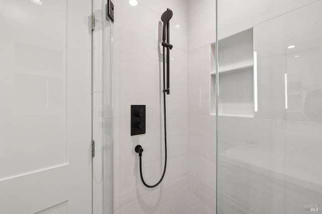 14 Corte Real Ct, Greenbrae, CA 94904 - bathroom with a shower stall