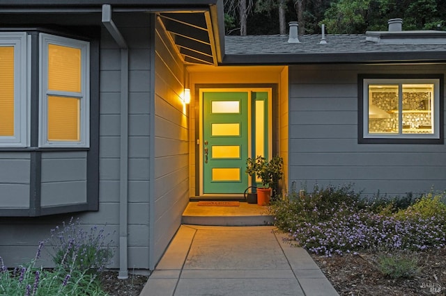 71 Convent Ct, San Rafael, CA 94901 - view of exterior entry featuring a shingled roof