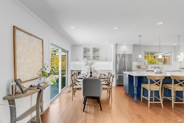 251 Donegal Way, Martinez, CA 94553 - dining room featuring light wood finished floors, recessed lighting, and ornamental molding