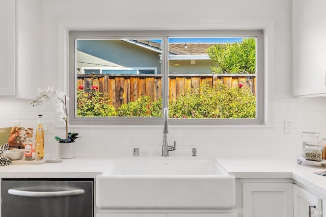 251 Donegal Way, Martinez, CA 94553 - kitchen featuring dishwasher, backsplash, white cabinets, and light countertops