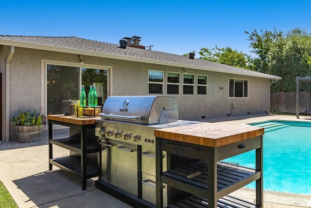 251 Donegal Way, Martinez, CA 94553 - view of patio featuring an outdoor kitchen