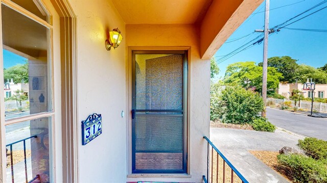 312 12th St, Petaluma, CA 94954 - view of balcony