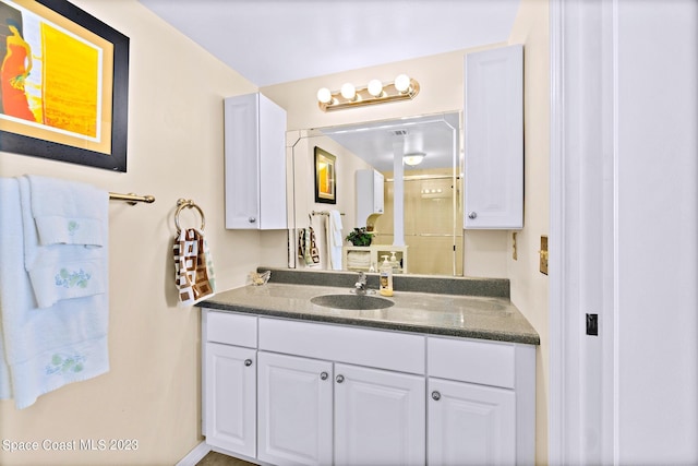 bathroom featuring oversized vanity