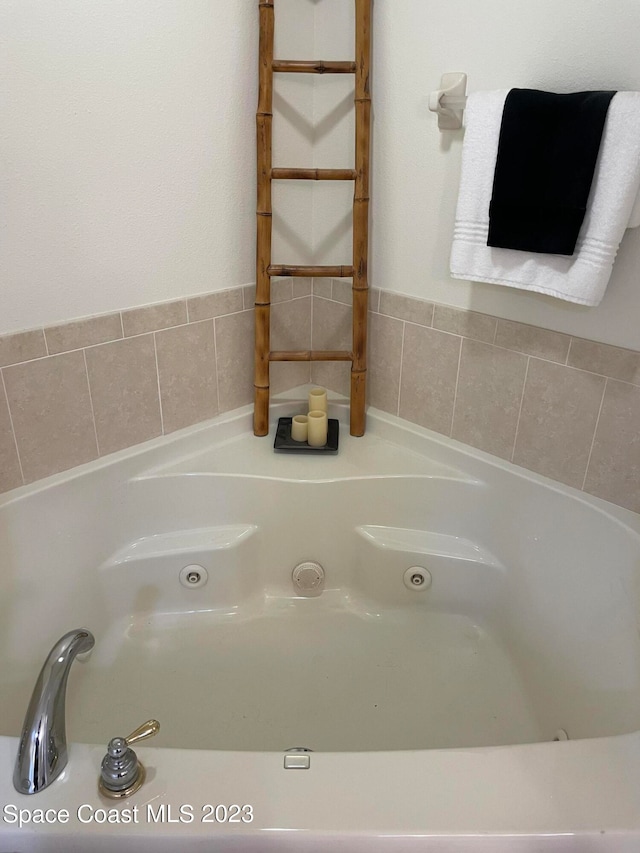 bathroom featuring a bathing tub