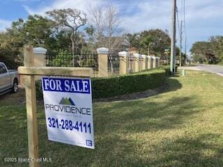 Listing photo 3 for 5205 S Tropical Trl, Merritt Island FL 32952