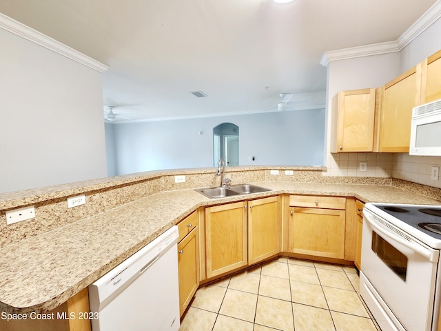 kitchen featuring sink, ceiling fan, kitchen peninsula, and white appliances