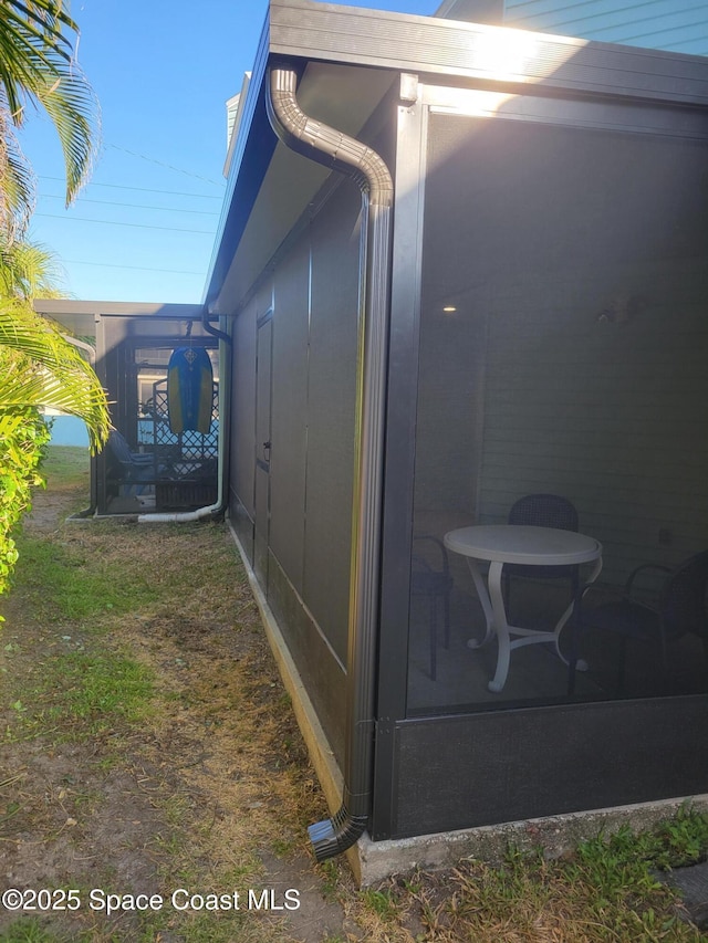 403 Hayes Ave, Cocoa Beach, FL 32931 - view of side of home