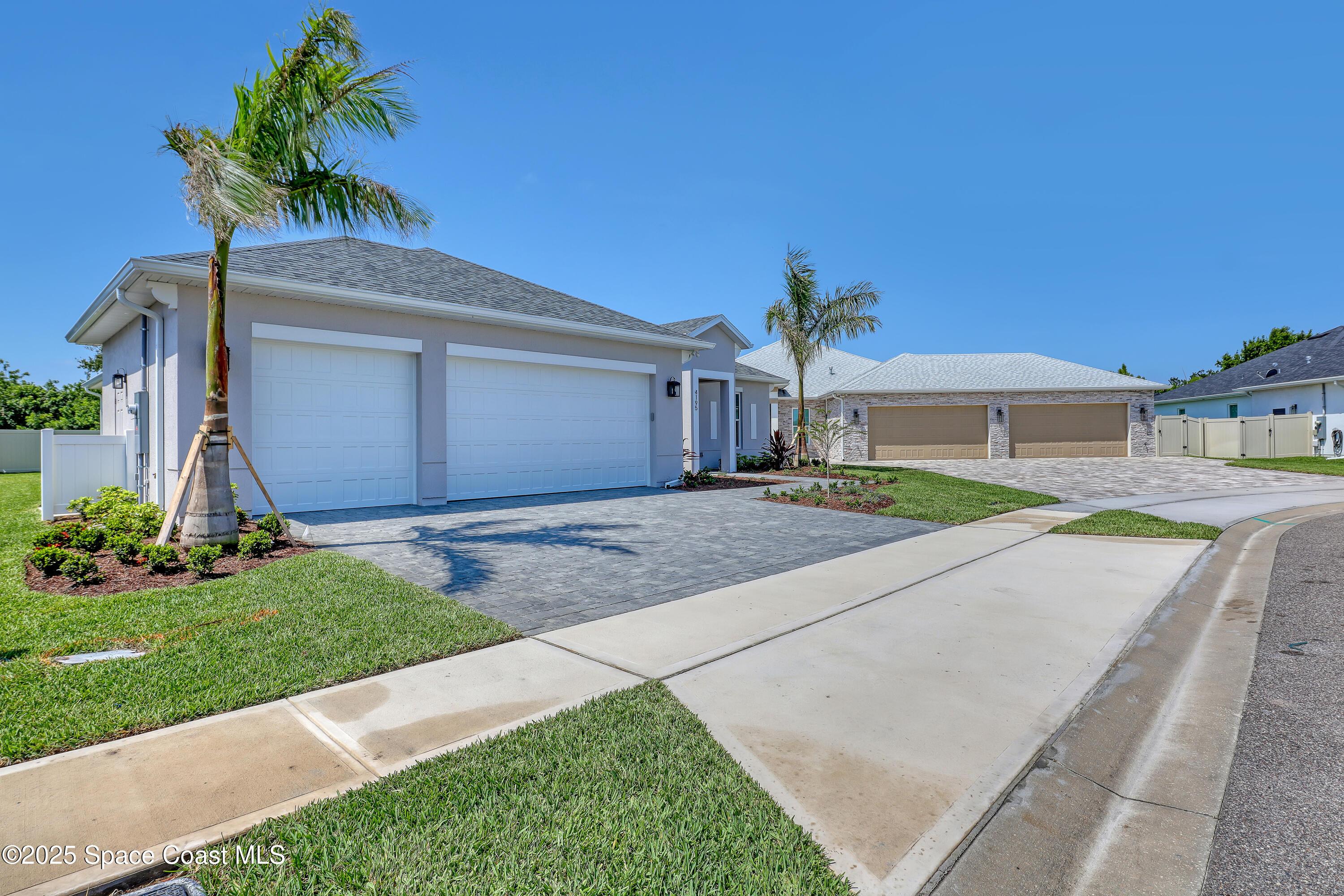 4195 Negal Cir, Melbourne, FL 32901 - photo 2