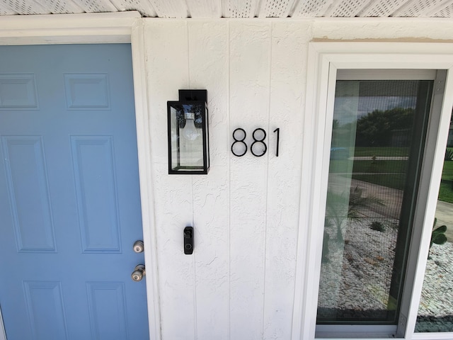 view of property entrance