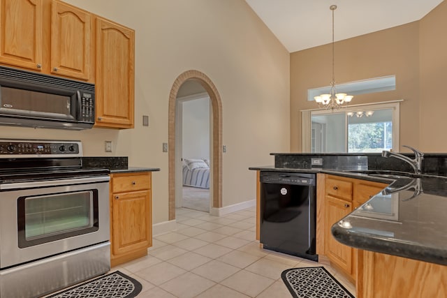 kitchen with hanging light fixtures, black appliances, a notable chandelier, high vaulted ceiling, and sink