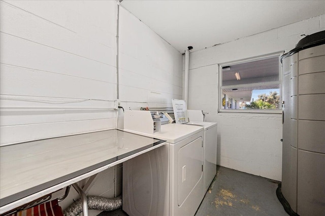 laundry area featuring washing machine and dryer