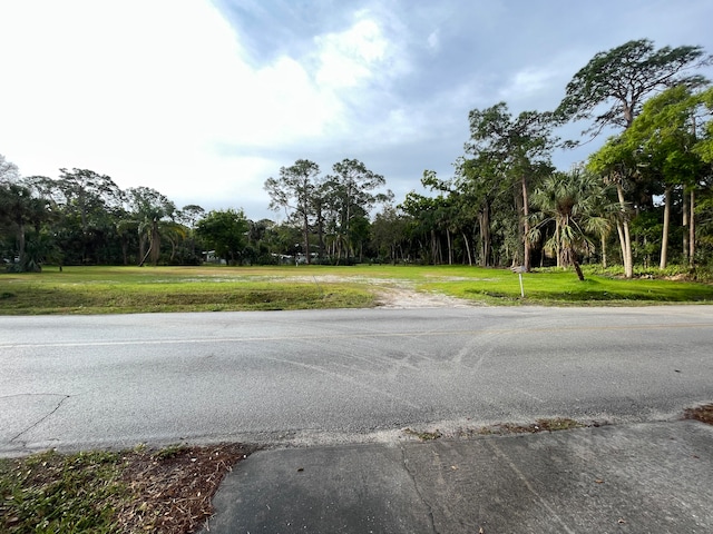 Listing photo 2 for 6915 Sheridan Rd, Melbourne FL 32904