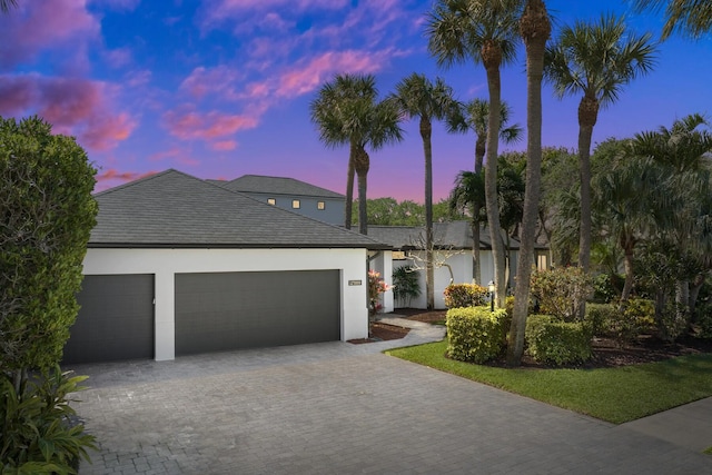 view of front facade with a garage