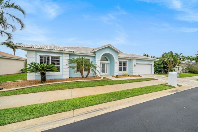 view of front of house with a garage