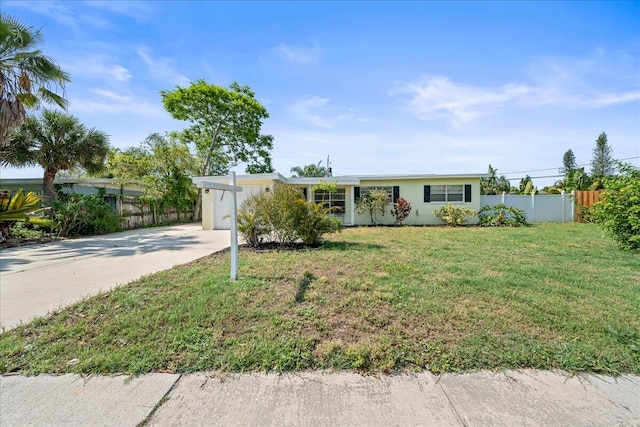 ranch-style house with a front yard