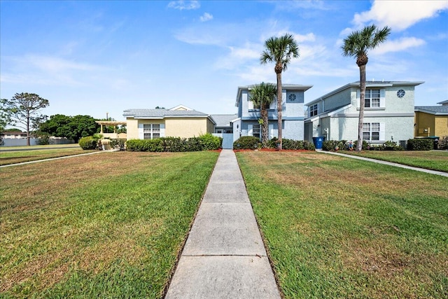 view of front of property with a front yard