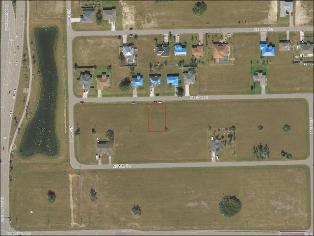 Listing photo 2 for 1632 NE 17th St, Cape Coral FL 33909