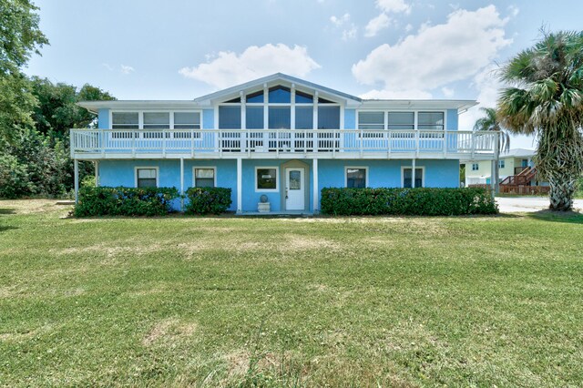 exterior space featuring a yard