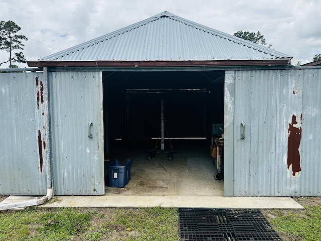 view of outbuilding